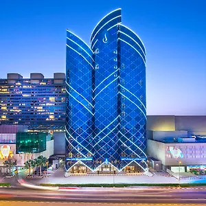 4* Hotell Seasons Towers Bur